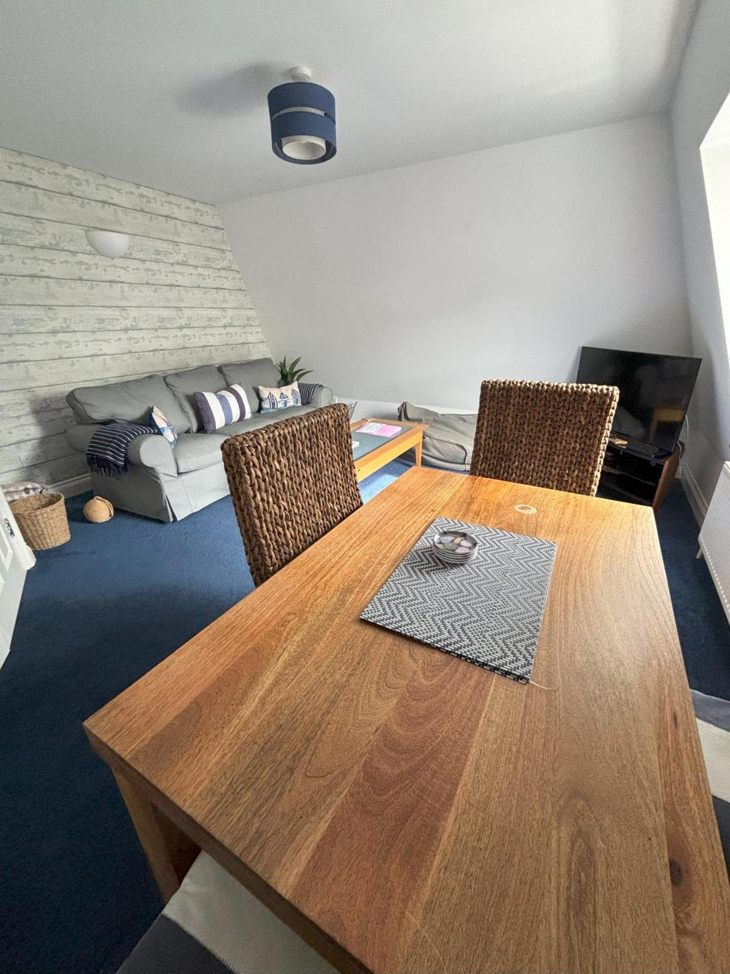 The Beach House Holiday Apartments Eastbourne Luaran gambar