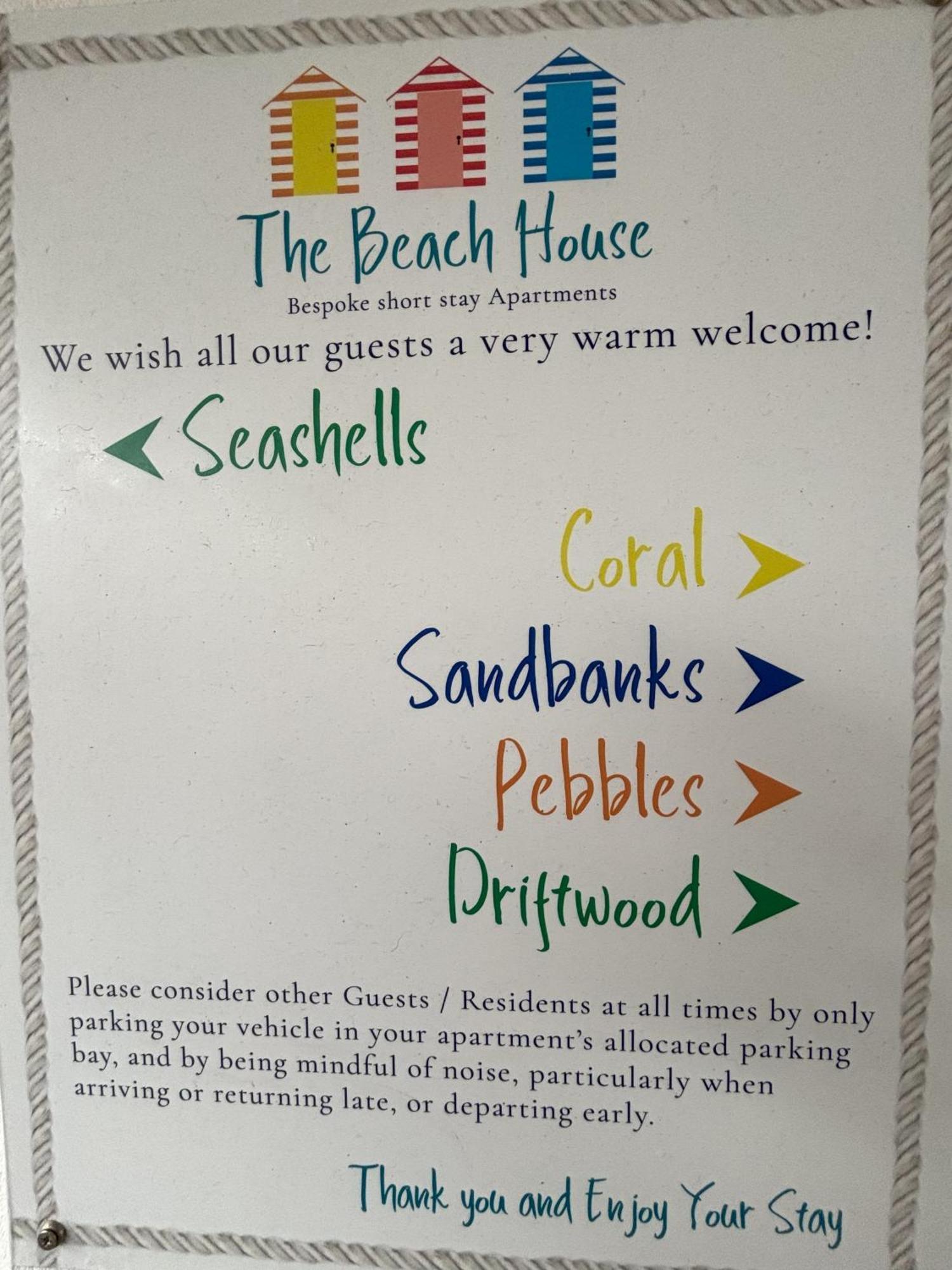The Beach House Holiday Apartments Eastbourne Luaran gambar