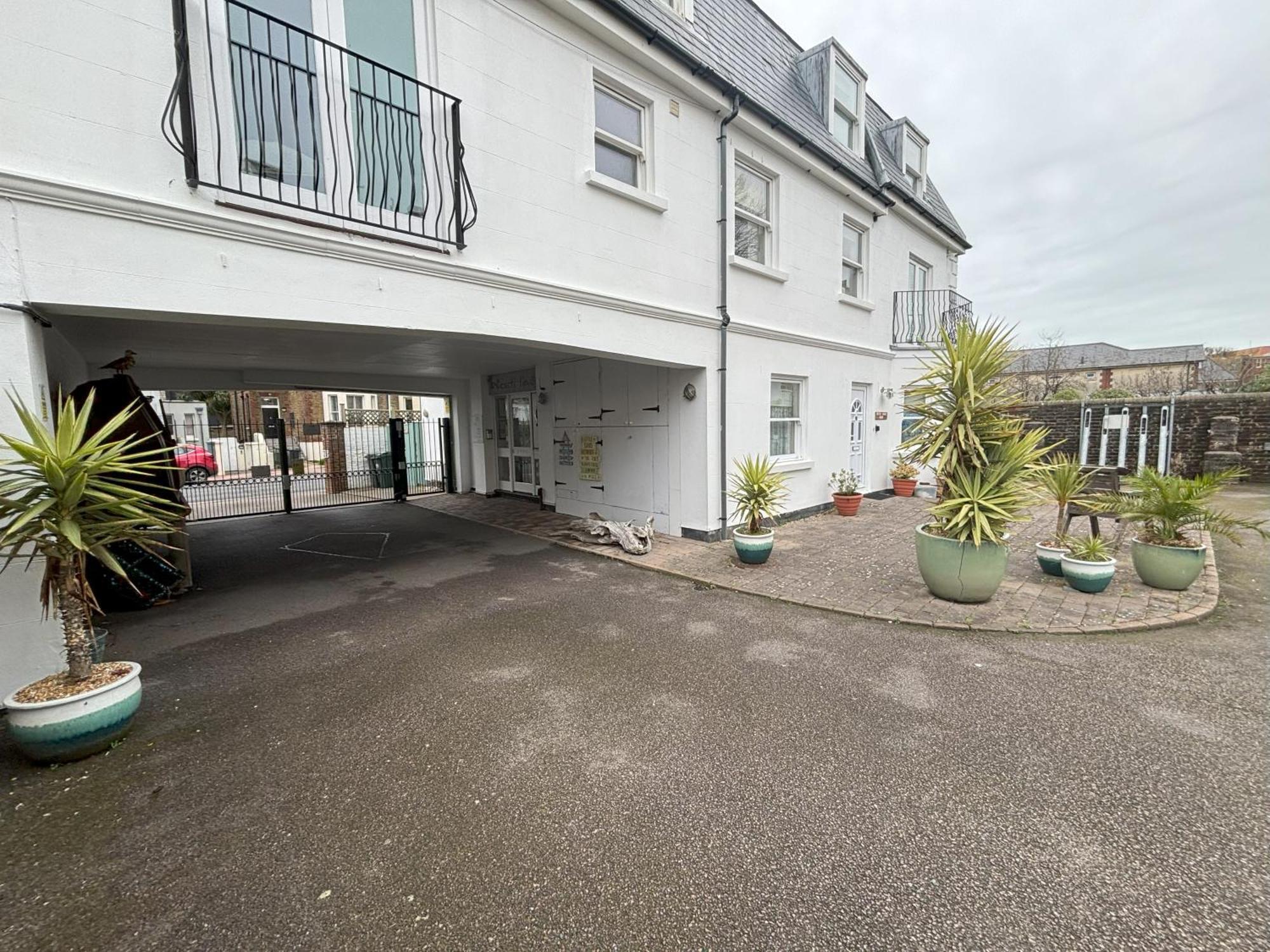 The Beach House Holiday Apartments Eastbourne Luaran gambar