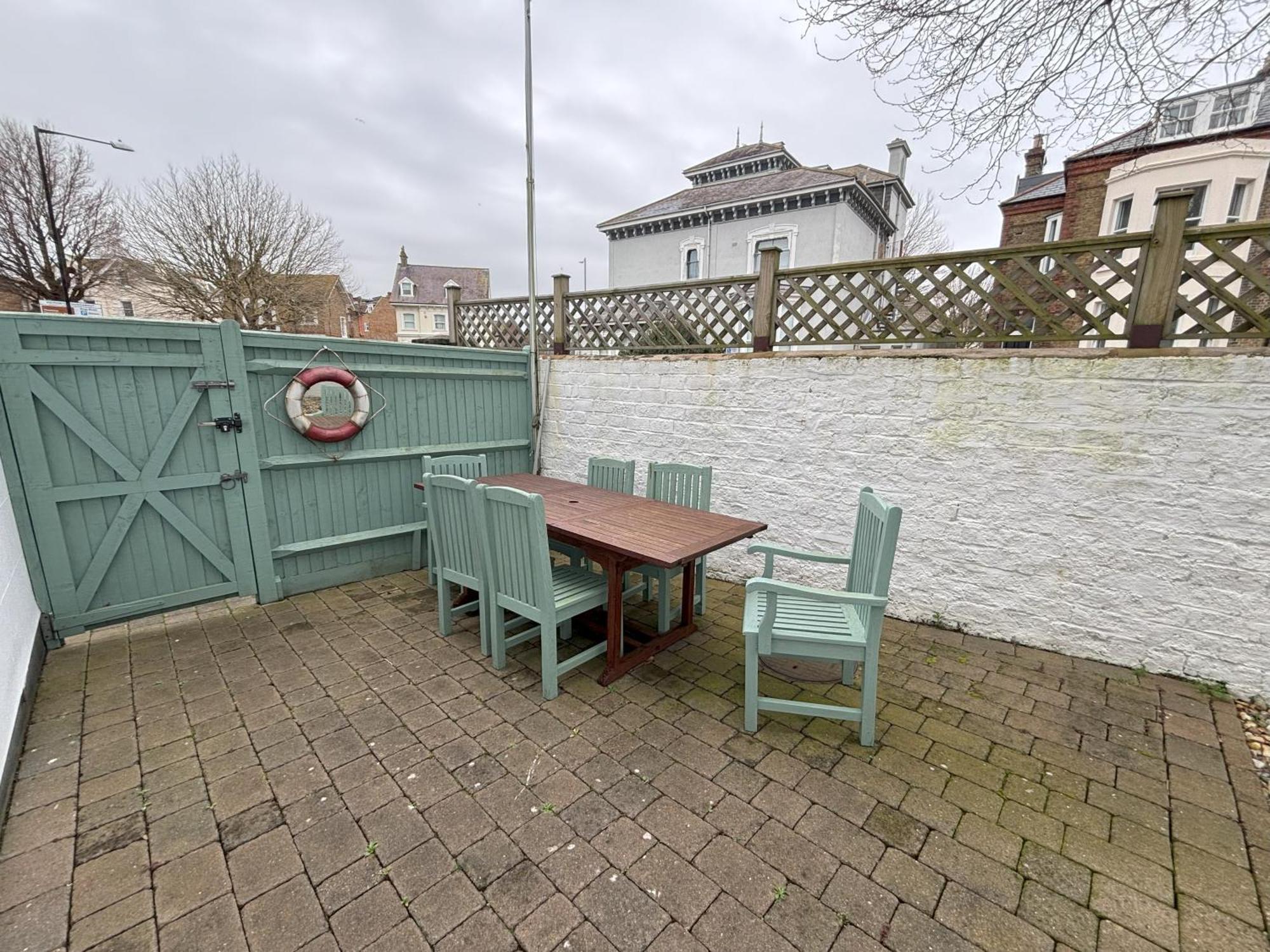 The Beach House Holiday Apartments Eastbourne Bilik gambar