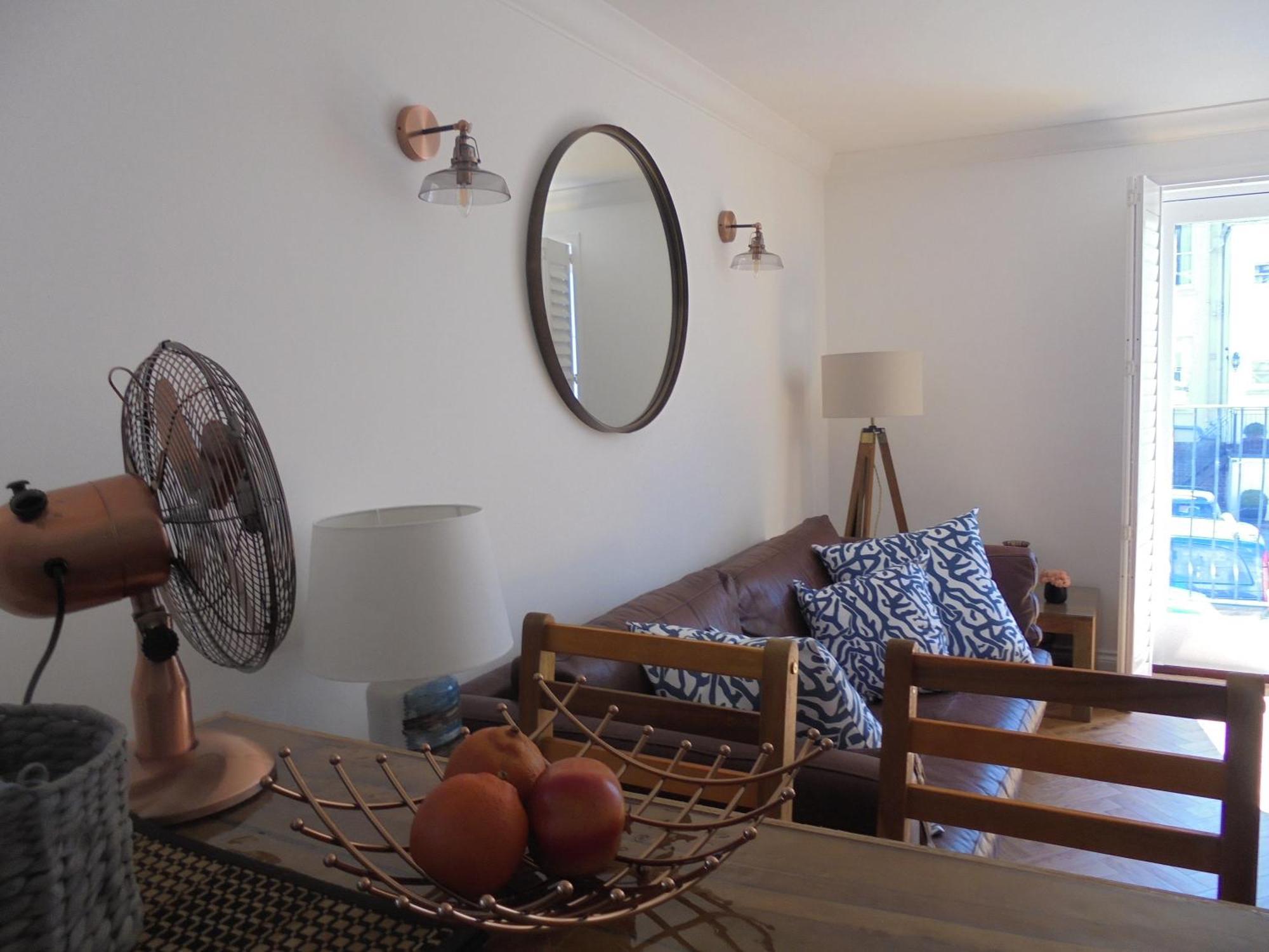 The Beach House Holiday Apartments Eastbourne Bilik gambar