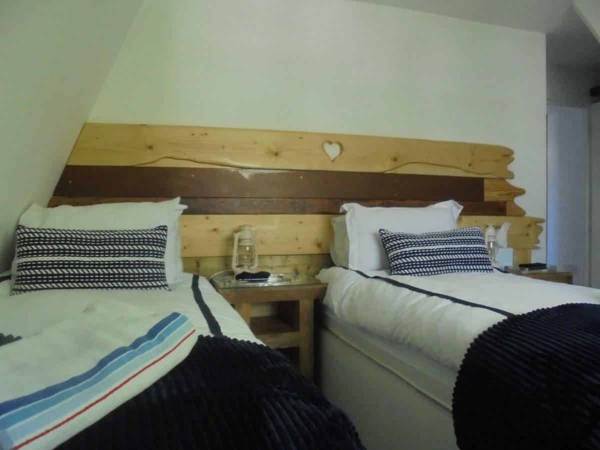 The Beach House Holiday Apartments Eastbourne Luaran gambar